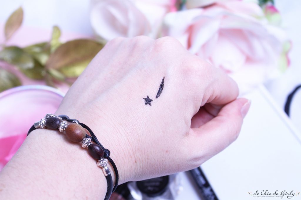 maquillage de fête avec liner double embout